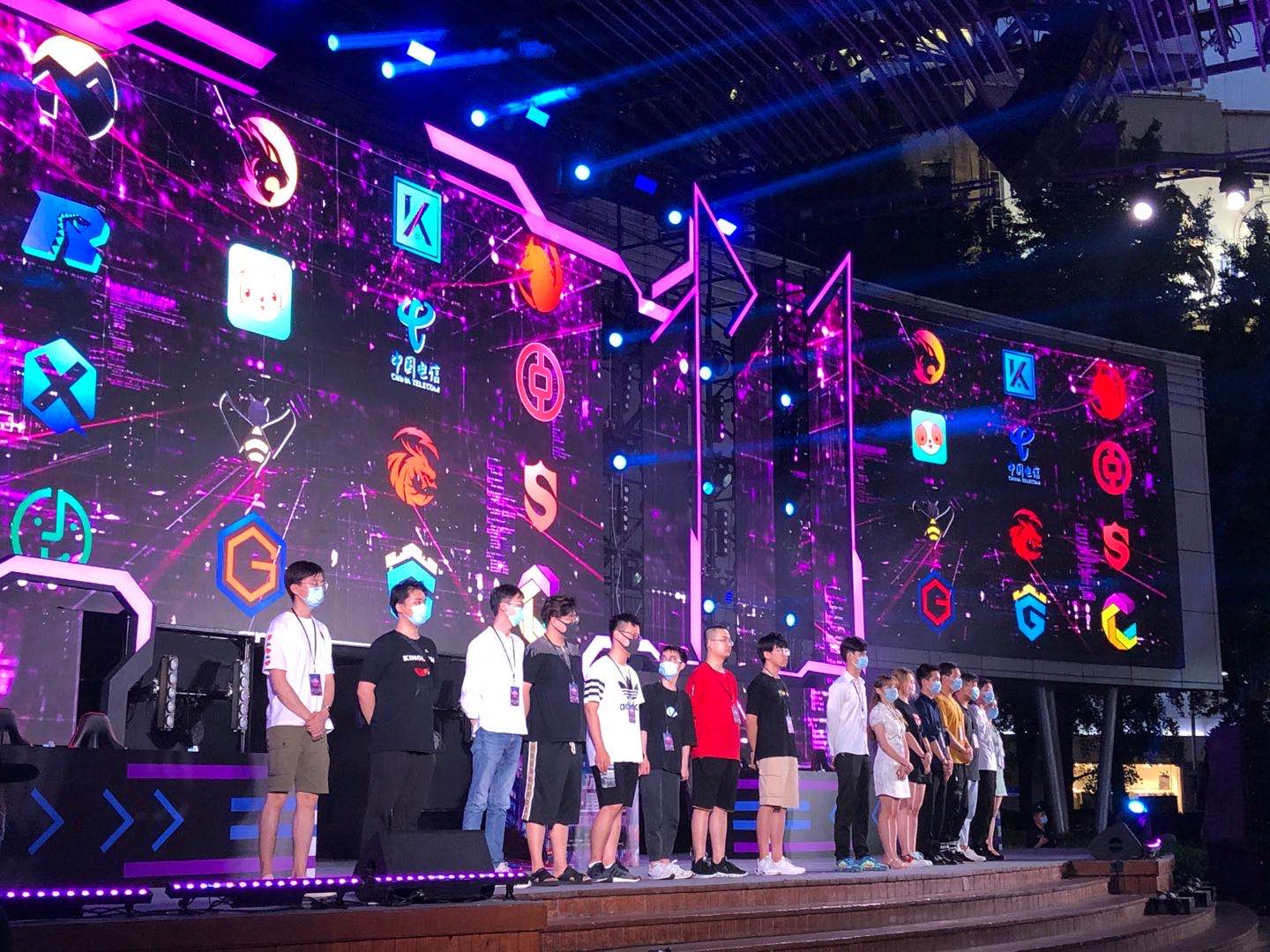 国内和国际 国内和国际