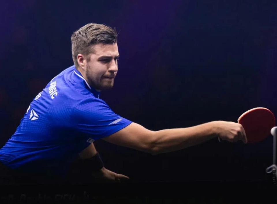 詹姆斯也再 詹姆斯也再