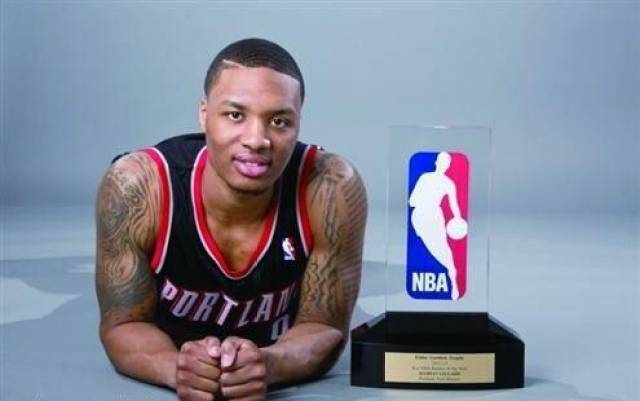 场上的发挥 场上的发挥