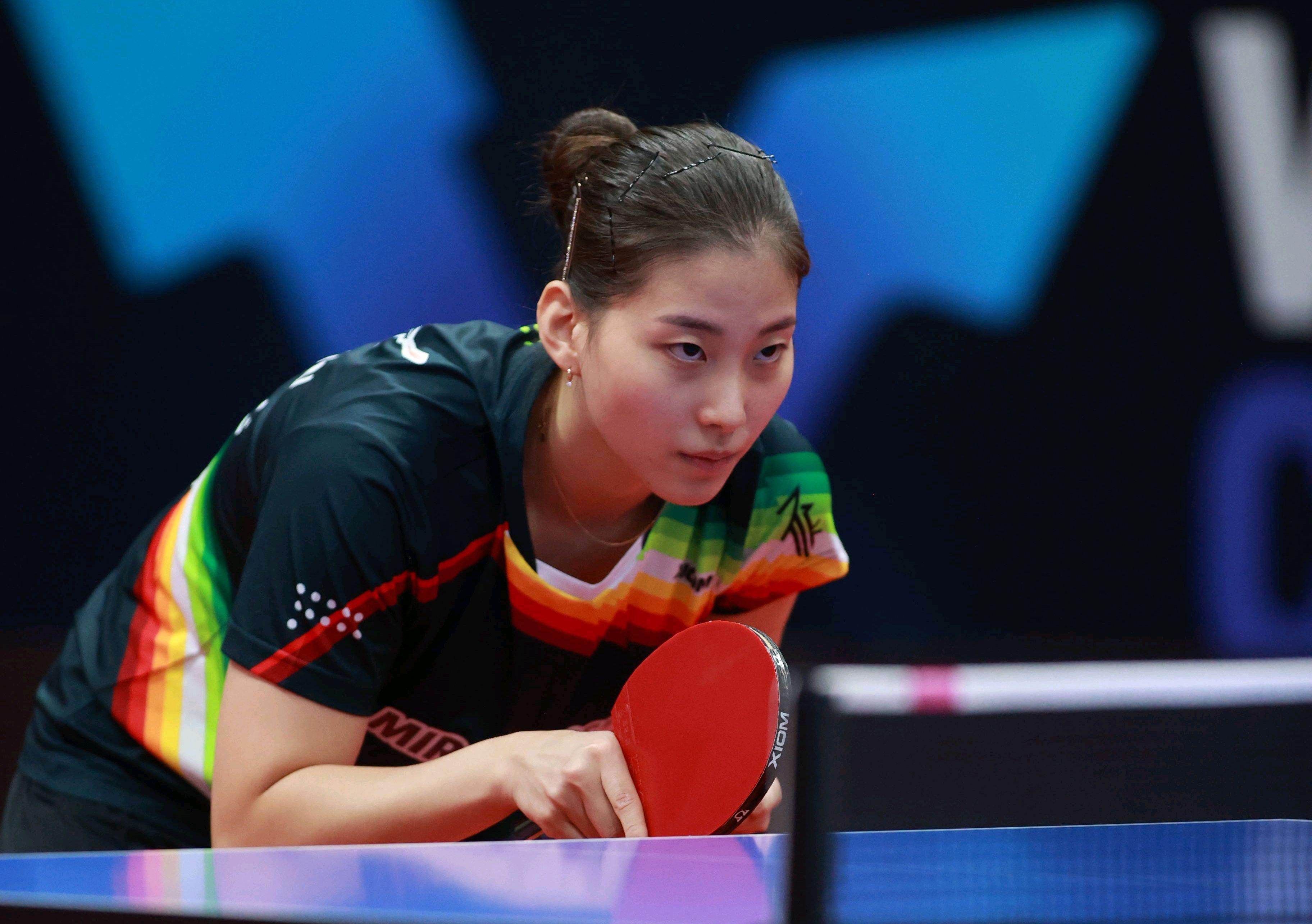 两人在各自 两人在各自