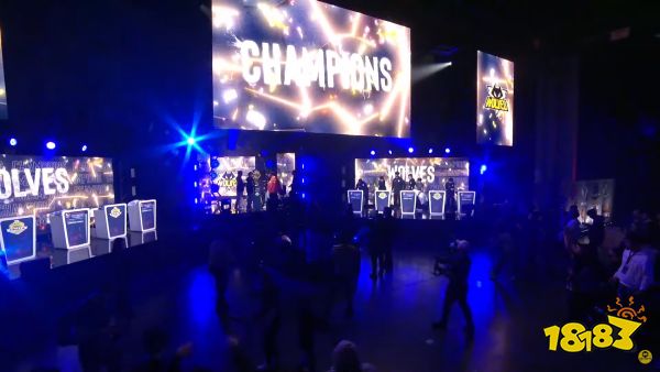 持球却少无 持球却少无